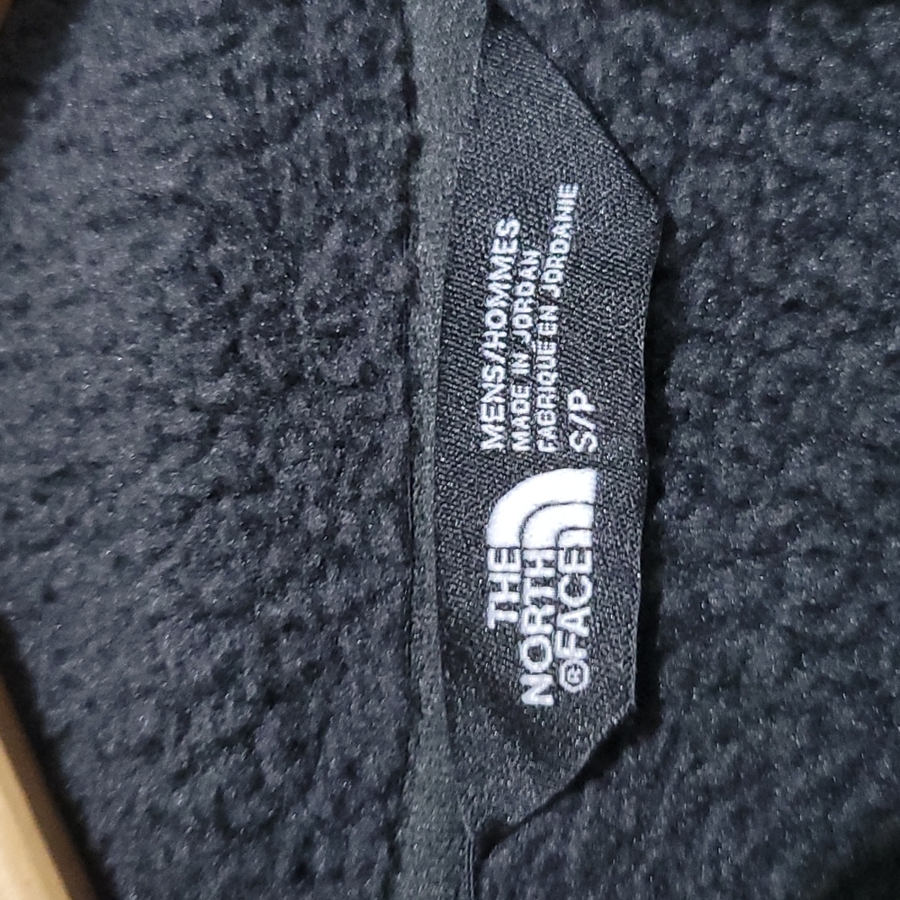The North Face Black Quarter-Zip Fleece Pullover - Picture 2 of 4
